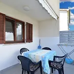 Apartment Apartments Lavanda 108 Fažana