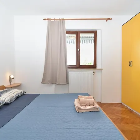 Apartment Apartments Lavanda 108 *