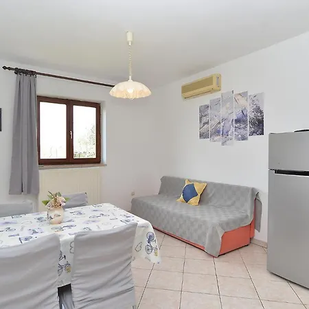 Lavanda 108 Fažana